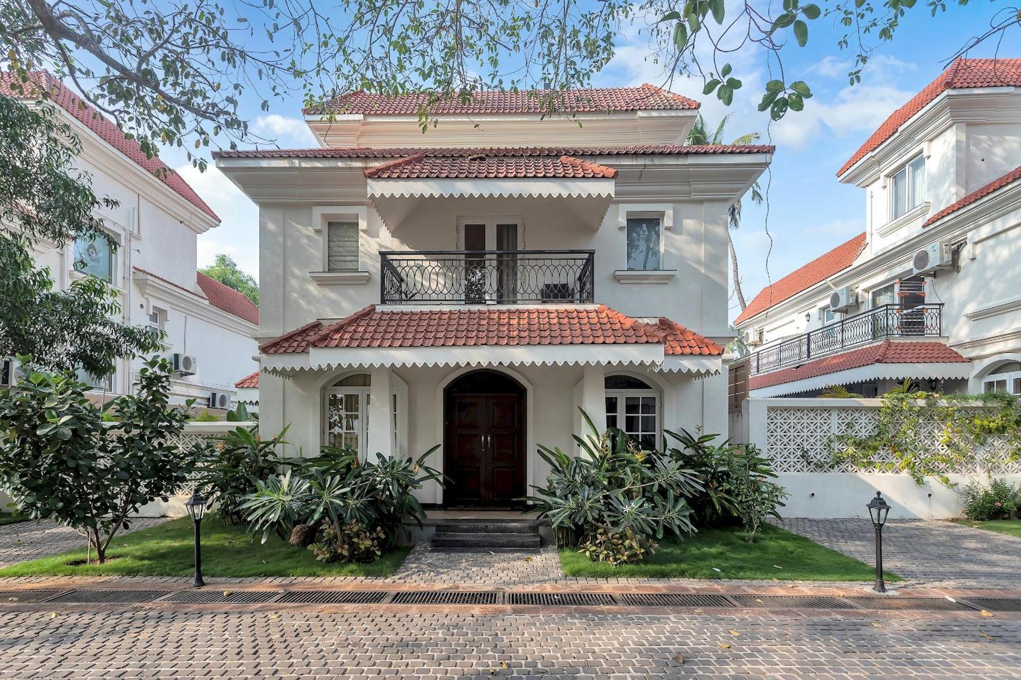 Villa Firefly By Tisyastays Nagoa Extérieur photo