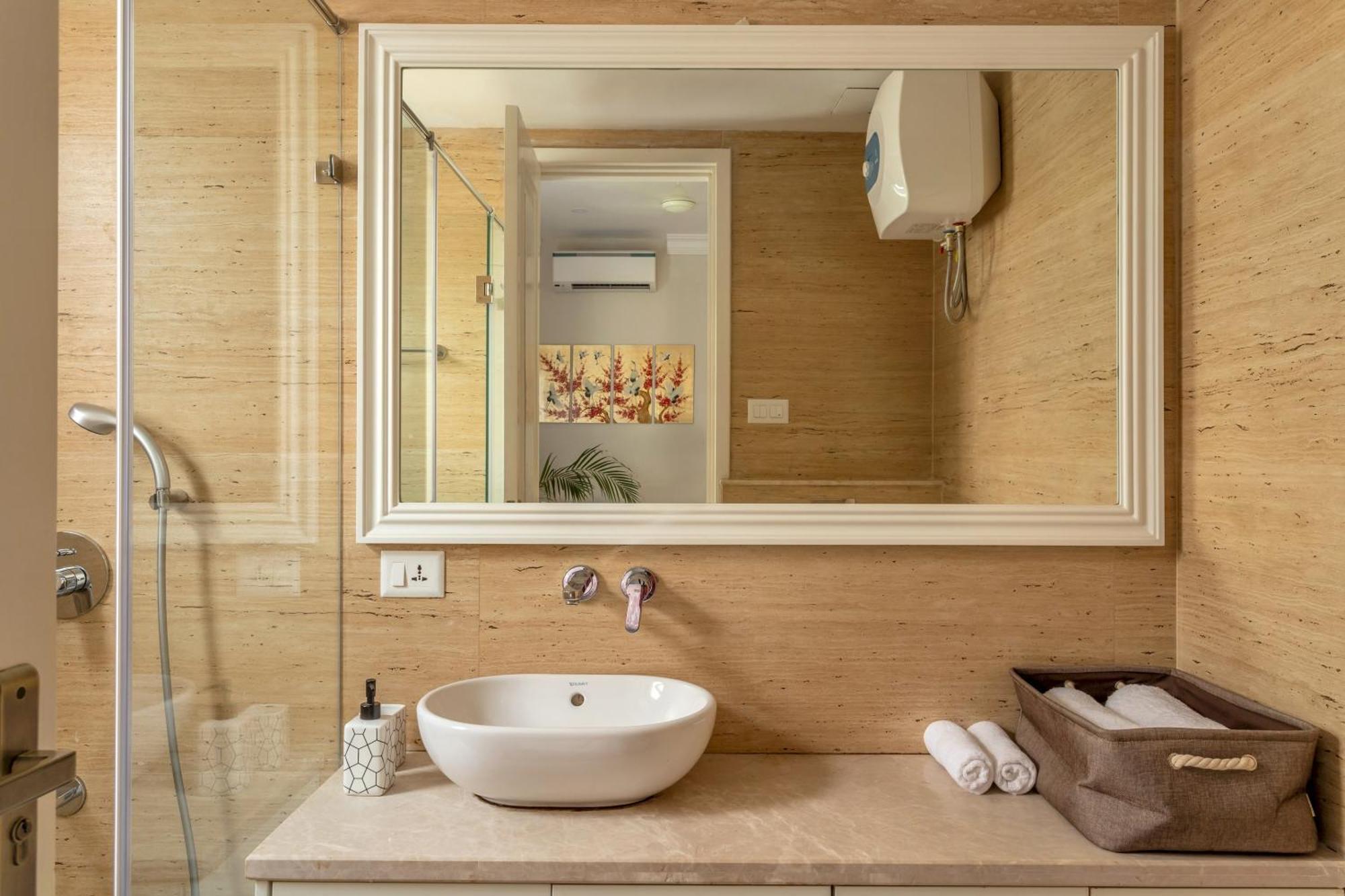 Villa Firefly By Tisyastays Nagoa Extérieur photo
